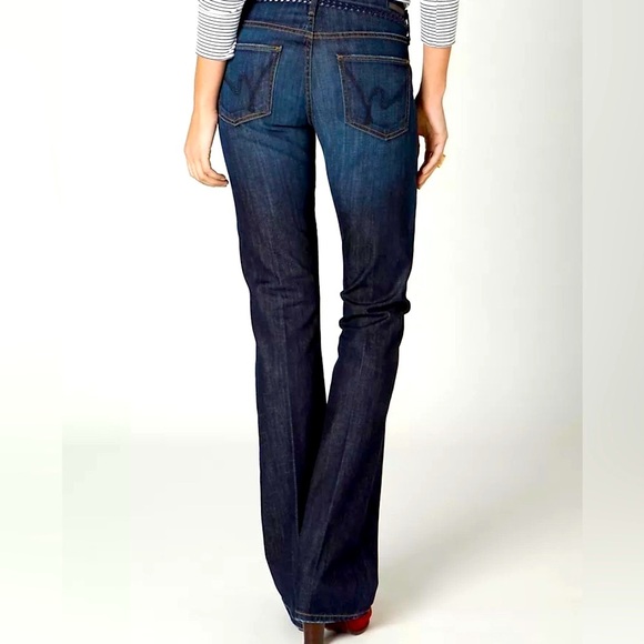 Citizens Of Humanity Kelly Jeans Low rise Boot Cut ,98% cotton Ocean Wash EUC - Picture 1 of 6